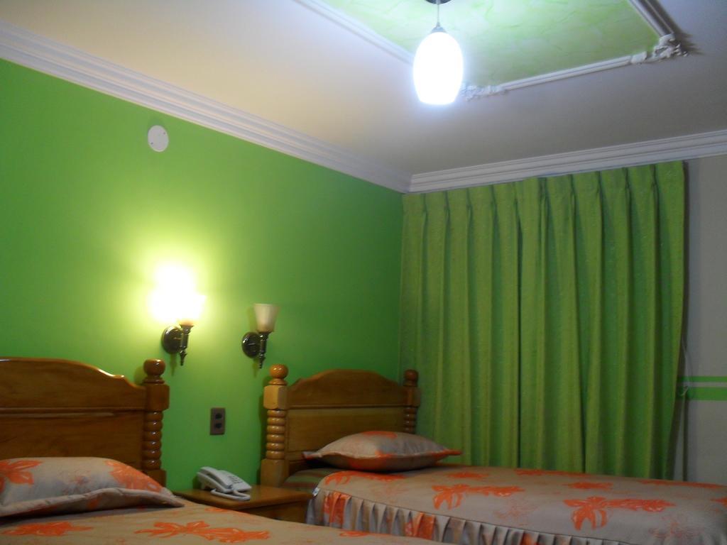 Hostal Corona Blanca Σούκρε Δωμάτιο φωτογραφία
